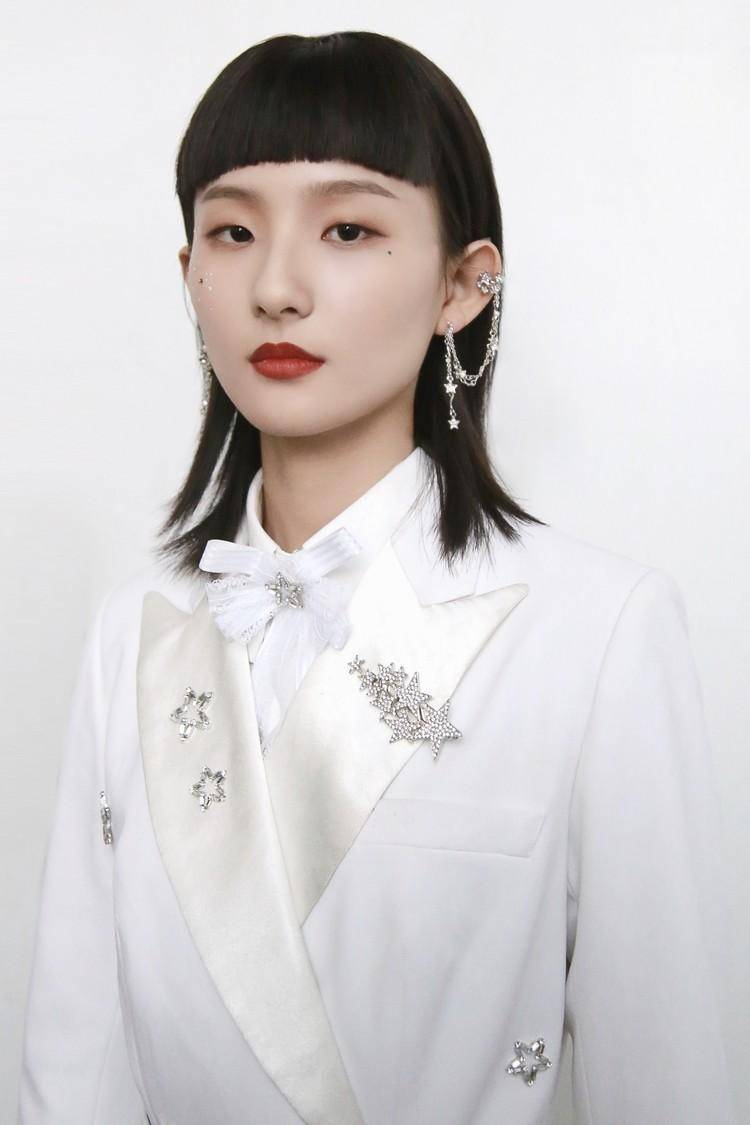 张钰琪报名歌手