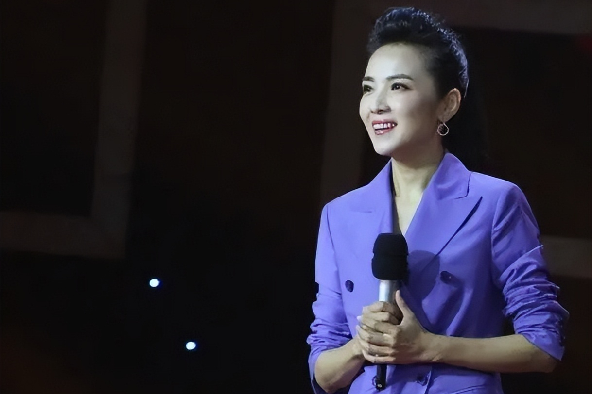 韩红和管彤婚纱照 韩红和管彤结婚照片集